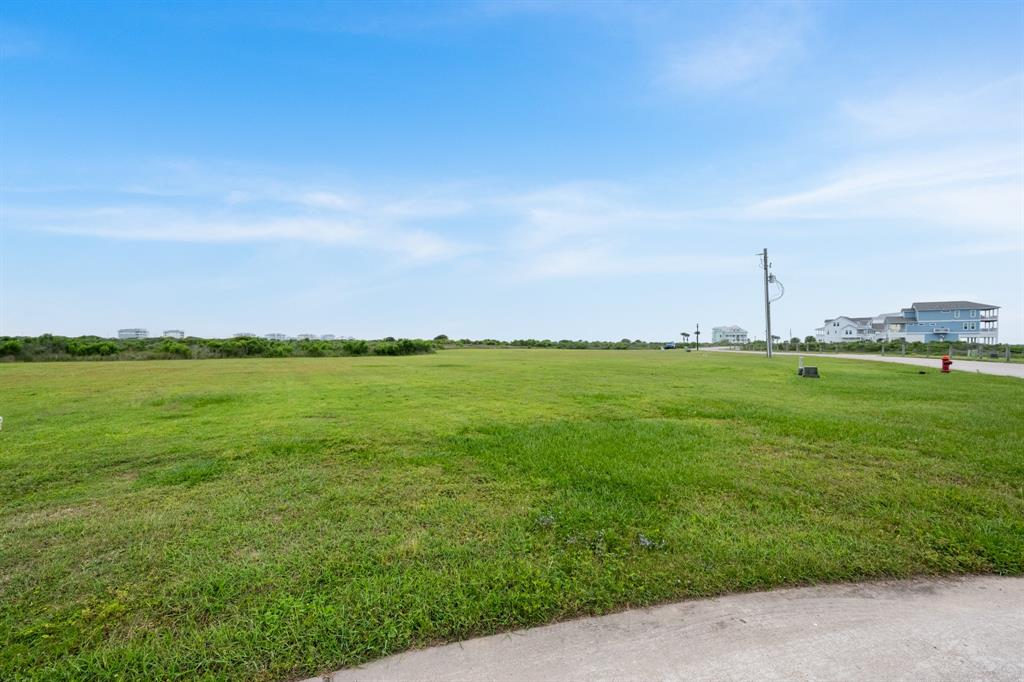 26007 Bay Breeze Drive, Galveston, Texas image 11