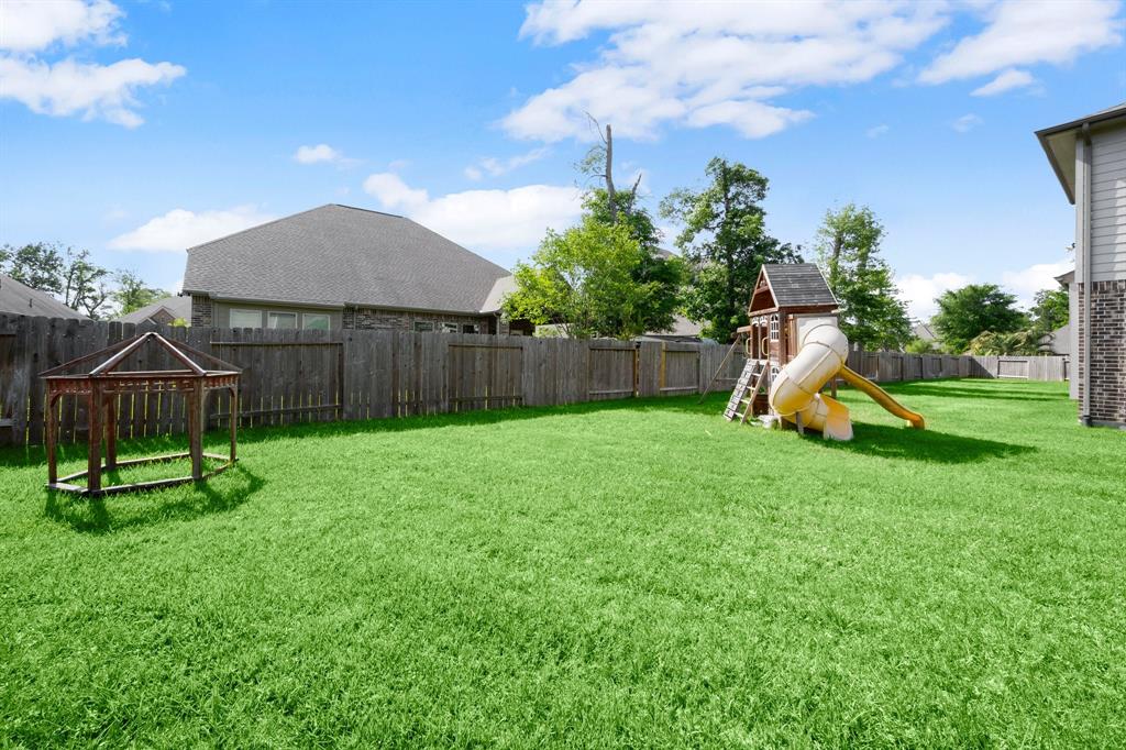 18806 Maple Hills Court, New Caney, Texas image 37