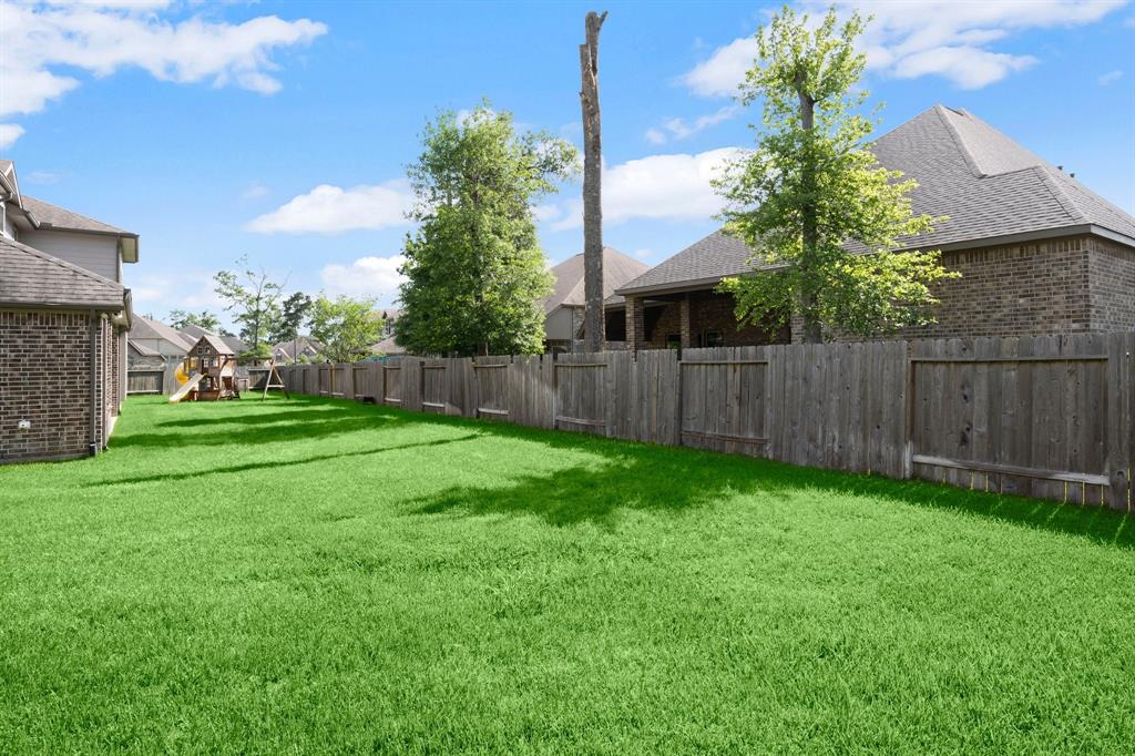 18806 Maple Hills Court, New Caney, Texas image 33