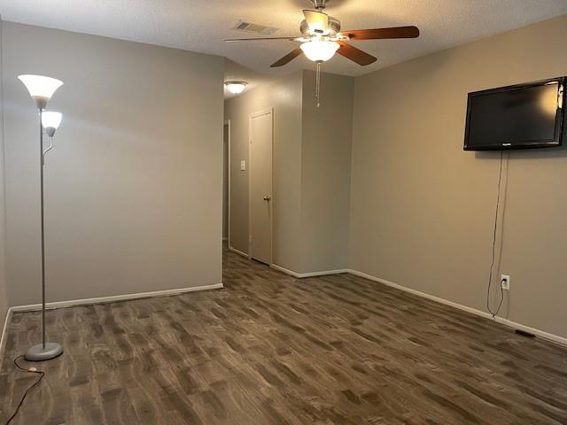 2116 Casa Rio Circle, Dickinson, Texas image 18