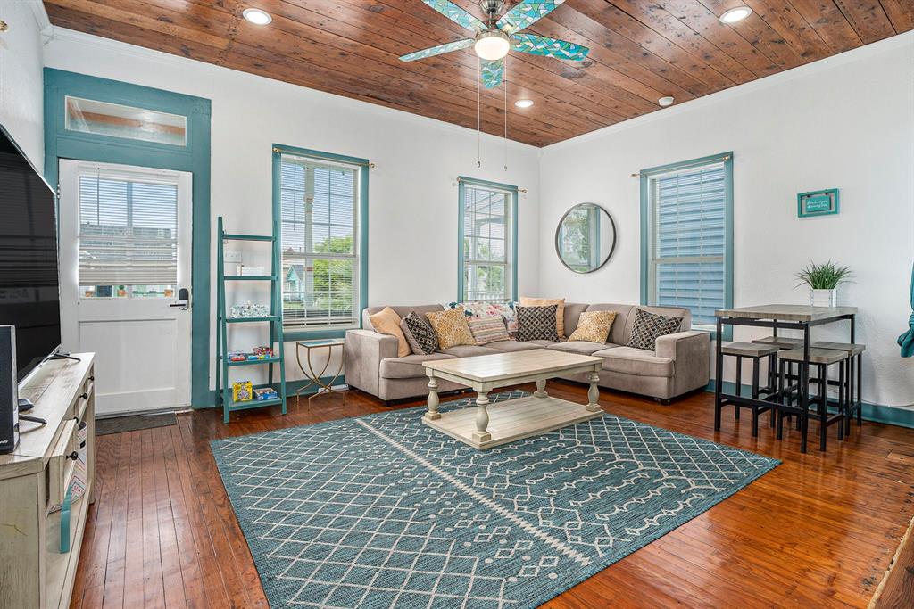 1309 Avenue M, Galveston, Texas image 10