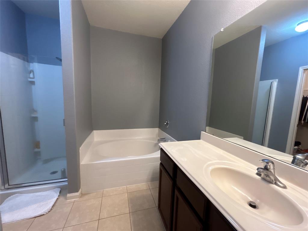 12063 Quartersawn Lane, Pinehurst, Texas image 11