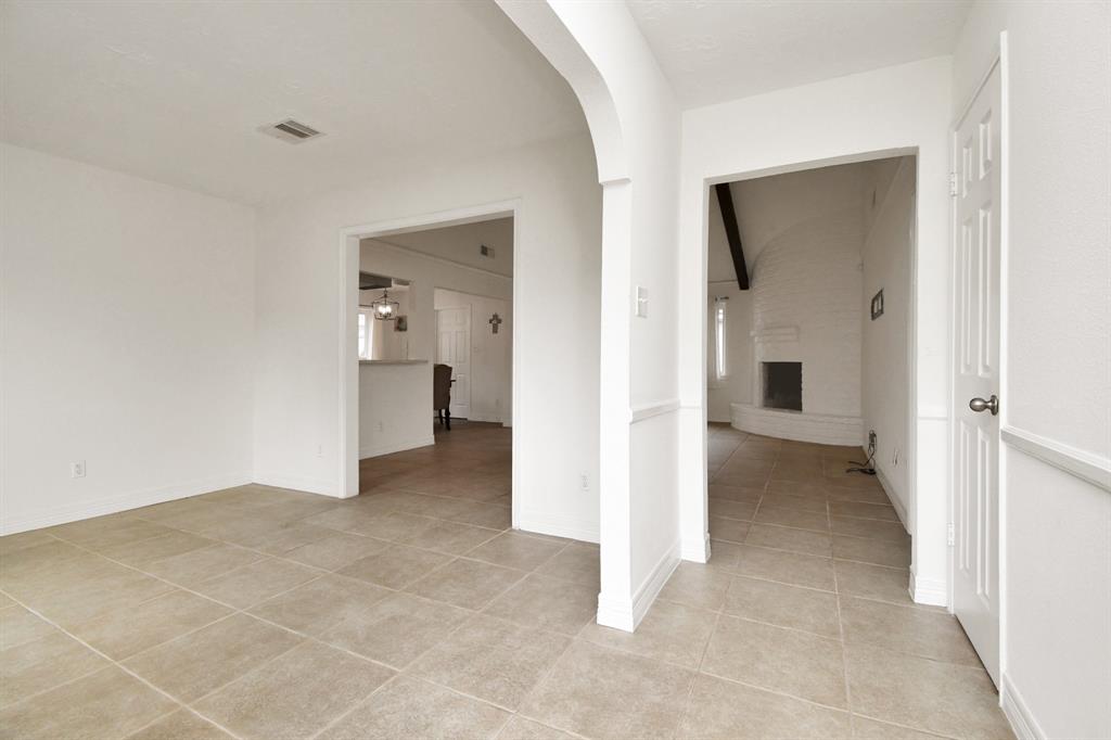 22130 Merrymount Drive, Katy, Texas image 3