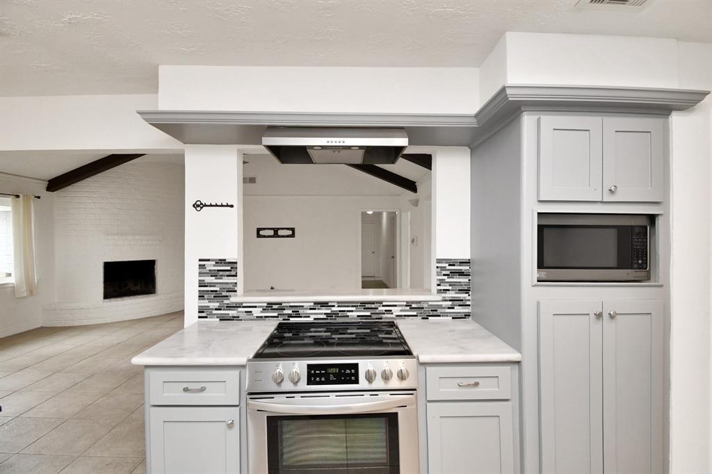 22130 Merrymount Drive, Katy, Texas image 12