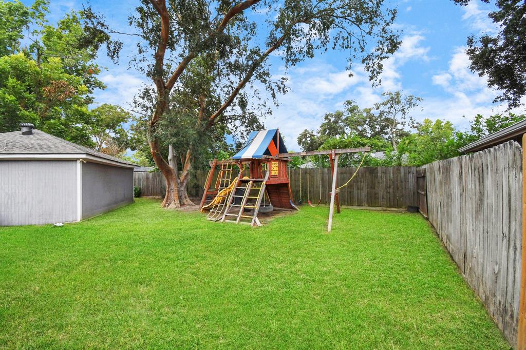 22130 Merrymount Drive, Katy, Texas image 33