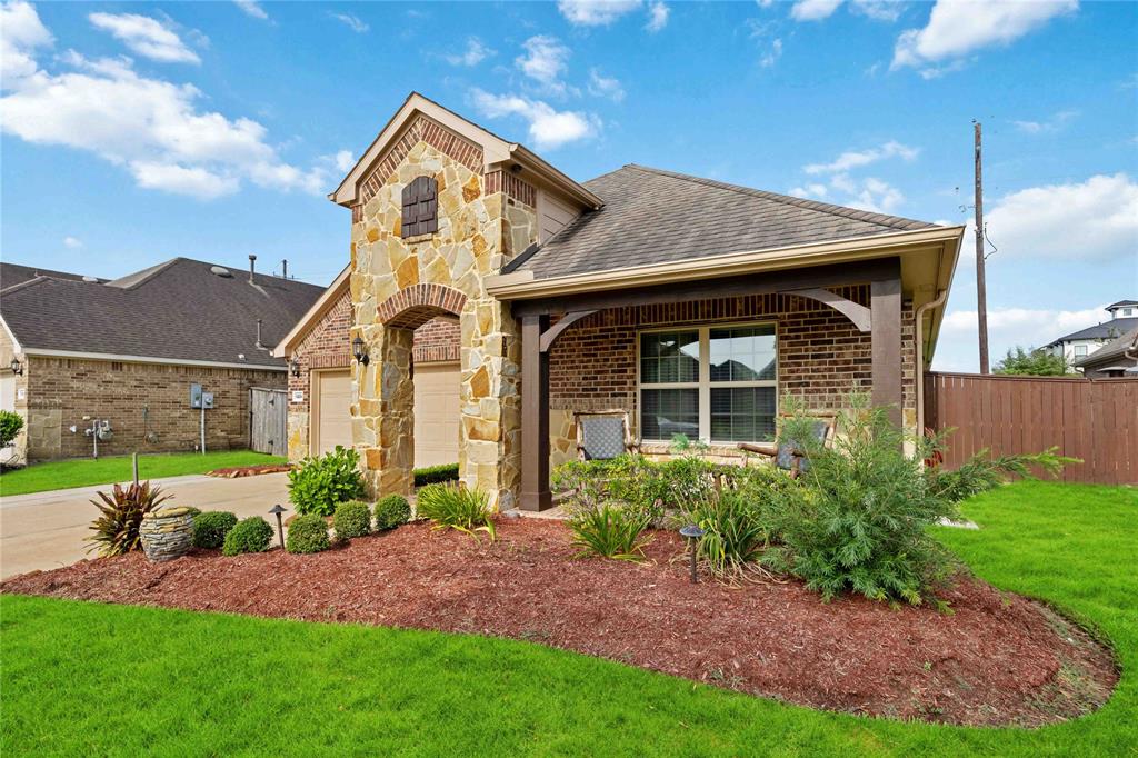 1224 Lazy Springs Lane