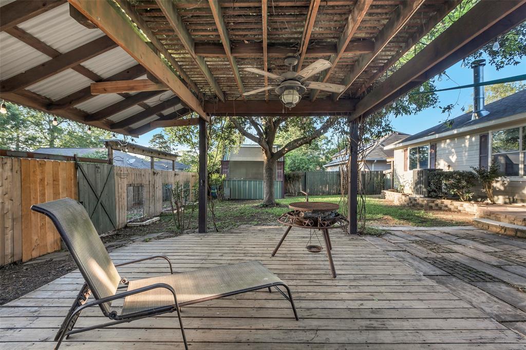14033 Broken Arrow Drive, Willis, Texas image 29