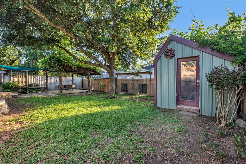 14033 Broken Arrow Drive, Willis, Texas image 35