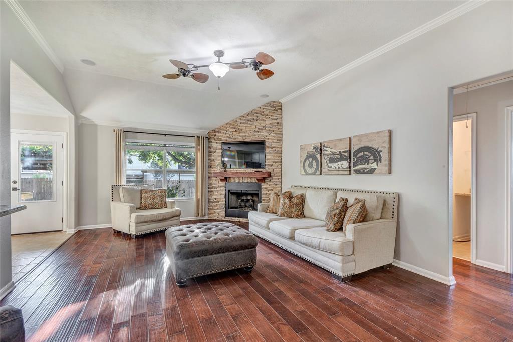 14033 Broken Arrow Drive, Willis, Texas image 6