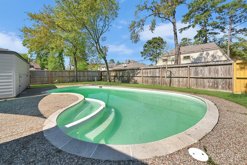 15510 Banty Falls Court, Houston, Texas image 32