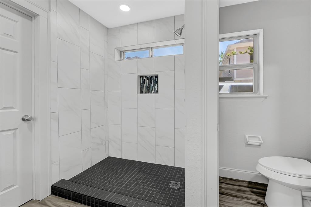 15510 Banty Falls Court, Houston, Texas image 36