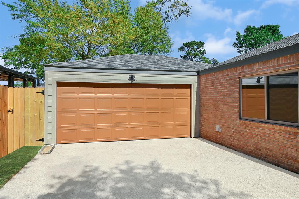 15510 Banty Falls Court, Houston, Texas image 33