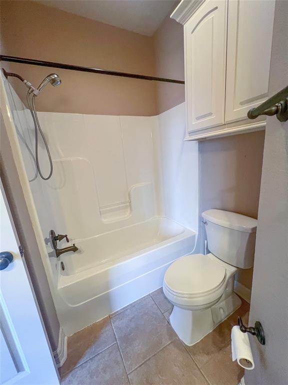 110 Hummingbird Court, Richwood, Texas image 17