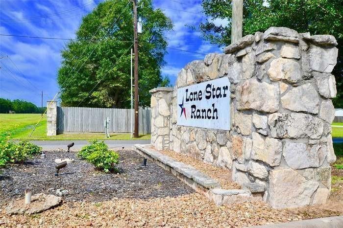 16520 Mystic Ridge Court, Conroe, Texas image 1