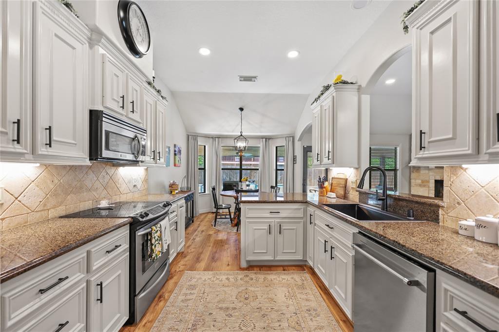 12010 Rainforest Lane, Montgomery, Texas image 23