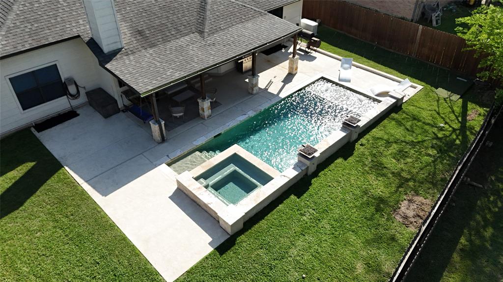 12010 Rainforest Lane, Montgomery, Texas image 8