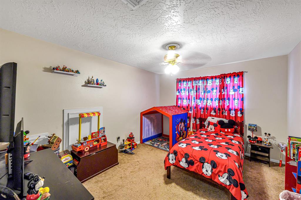 3102 Blue Hills Drive, Missouri City, Texas image 18