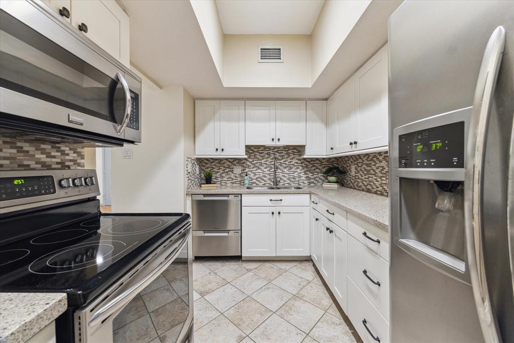 1330 Augusta Drive #6, Houston, Texas image 6