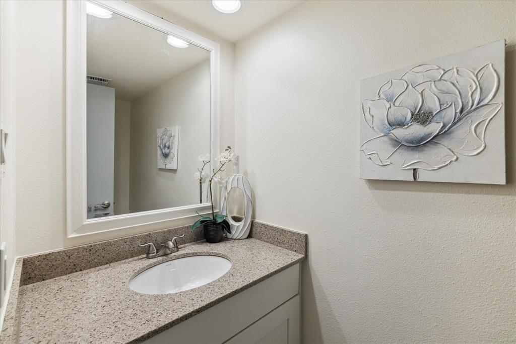 1330 Augusta Drive #6, Houston, Texas image 7