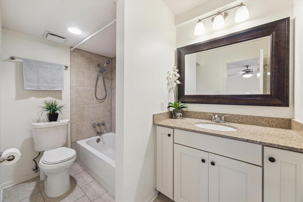 1330 Augusta Drive #6, Houston, Texas image 10
