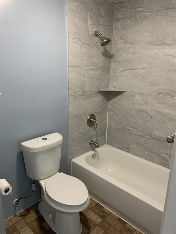 538 Glenvale Drive, Houston, Texas image 19