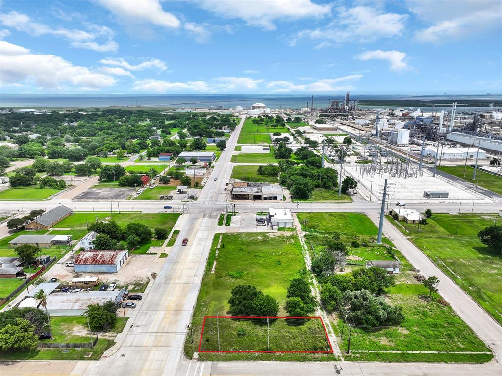 631 Texas Avenue, Texas City, Texas image 6