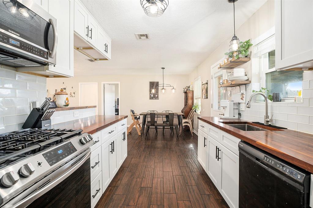 1314 Velma Street, Deer Park, Texas image 17