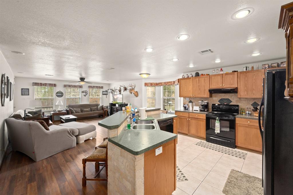 164 Sea Gull Drive Dr, Livingston, Texas image 8