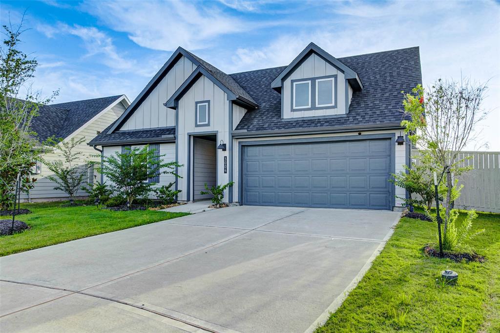3004 Magnolia Pass Lane