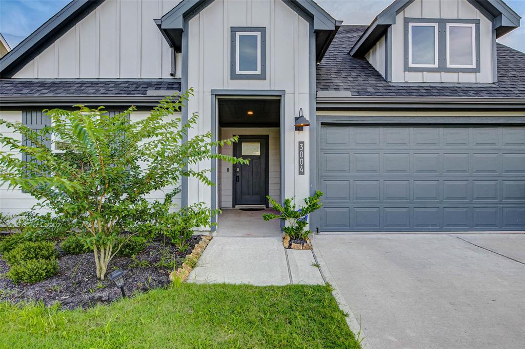 3004 Magnolia Pass Lane