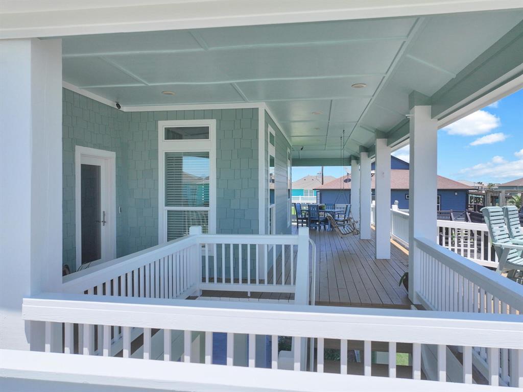 906 Westview, Crystal Beach, Texas image 13