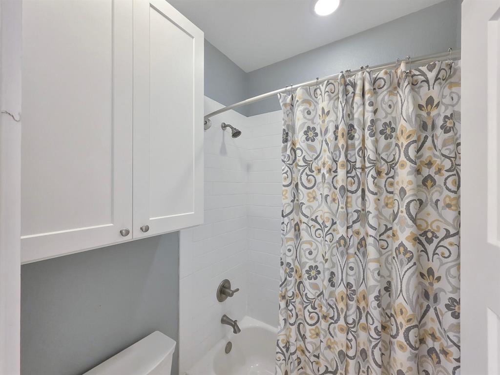 906 Westview, Crystal Beach, Texas image 42