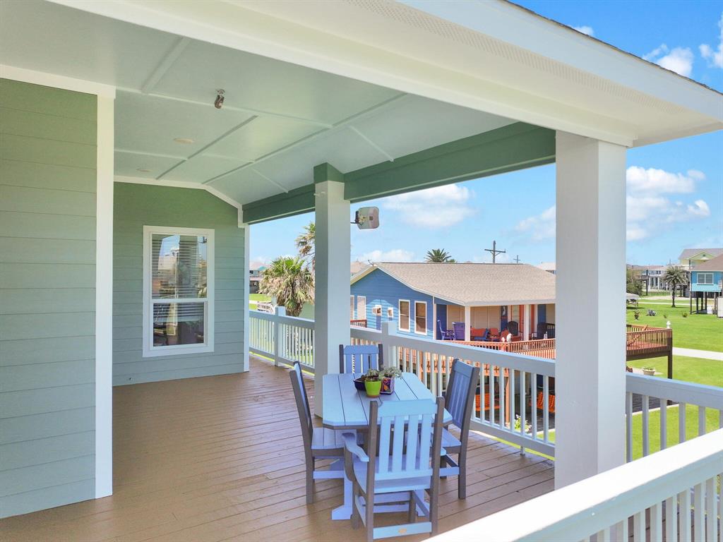 906 Westview, Crystal Beach, Texas image 16