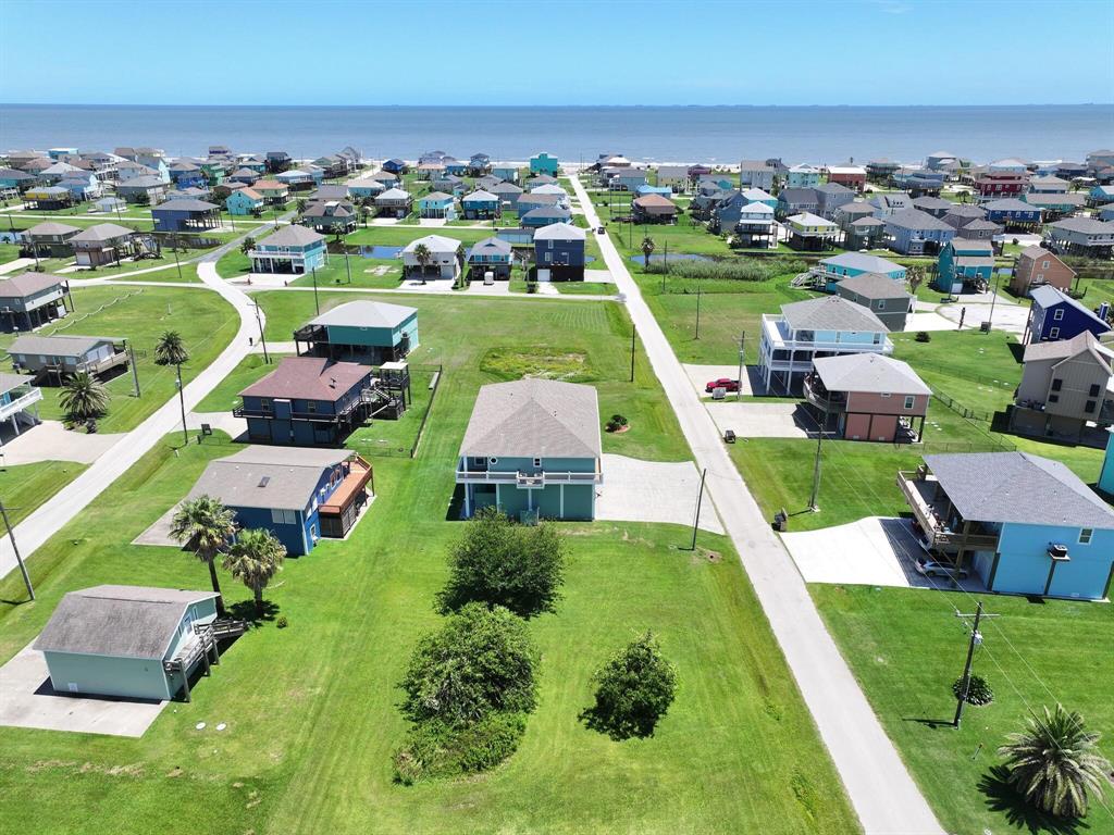 906 Westview, Crystal Beach, Texas image 47