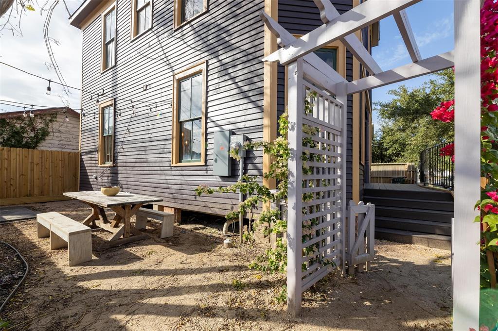 1311 37th Street St, Galveston, Texas image 44
