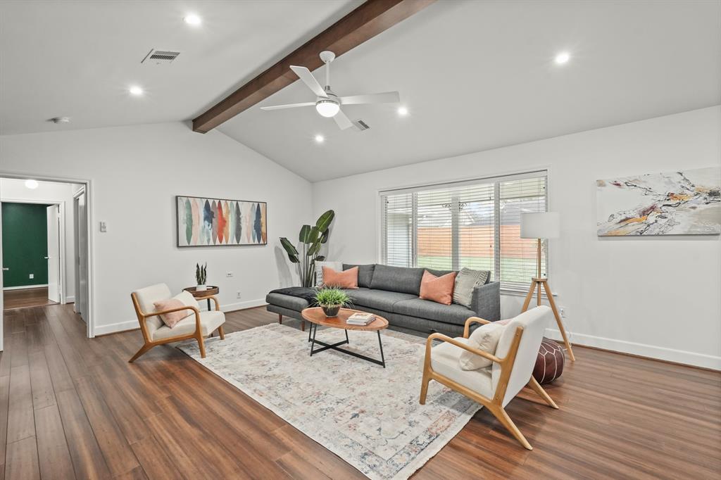 9815 Knoboak Drive, Houston, Texas image 6