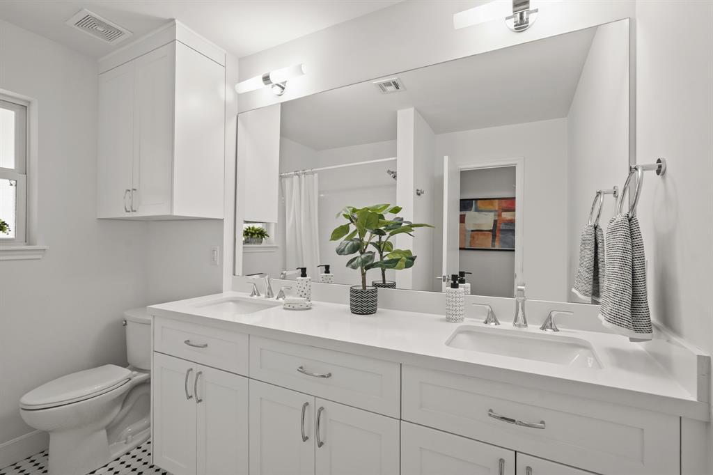 9815 Knoboak Drive, Houston, Texas image 35