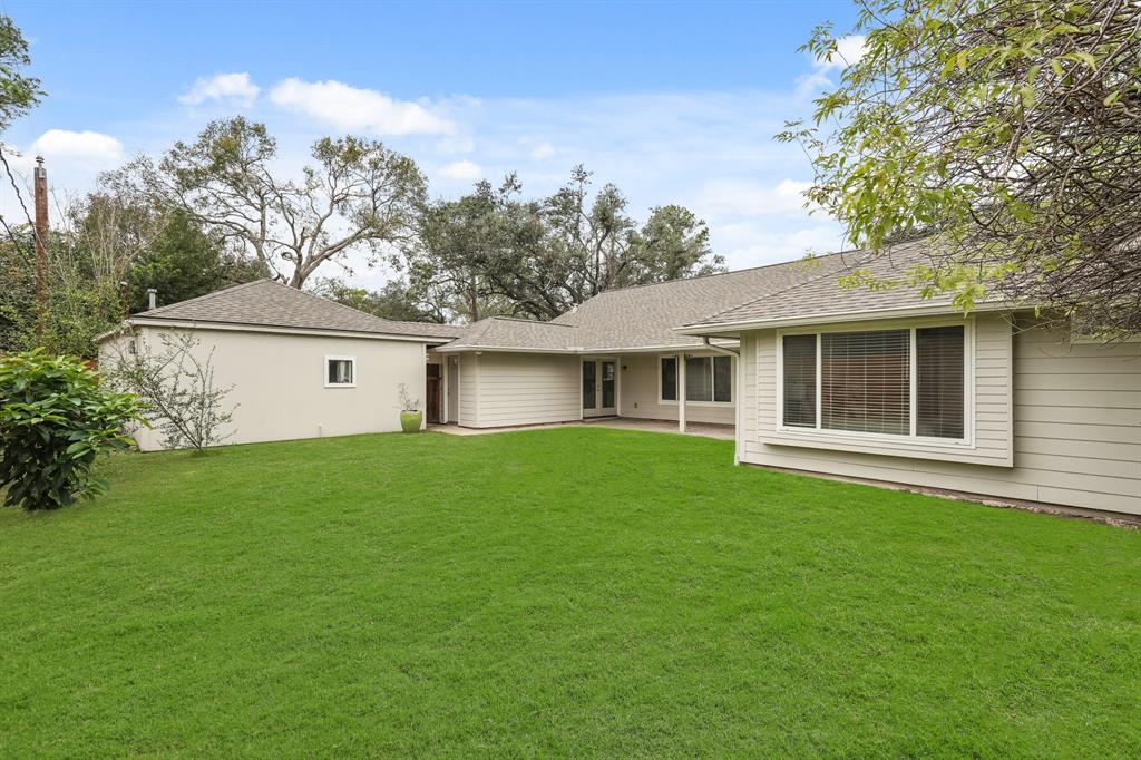 9815 Knoboak Drive, Houston, Texas image 44