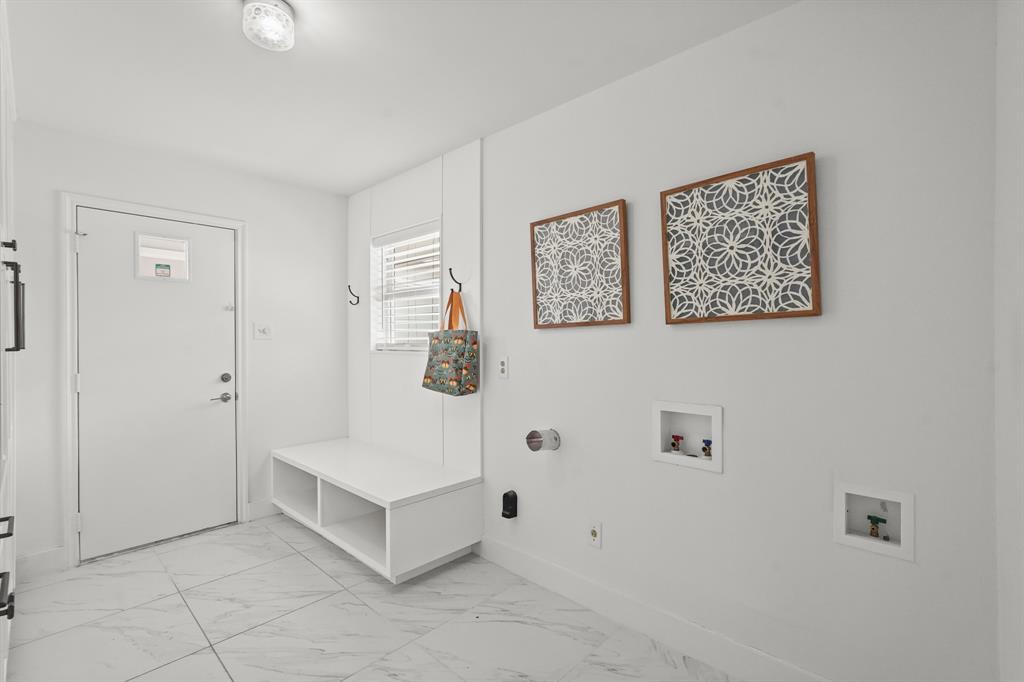 9815 Knoboak Drive, Houston, Texas image 39