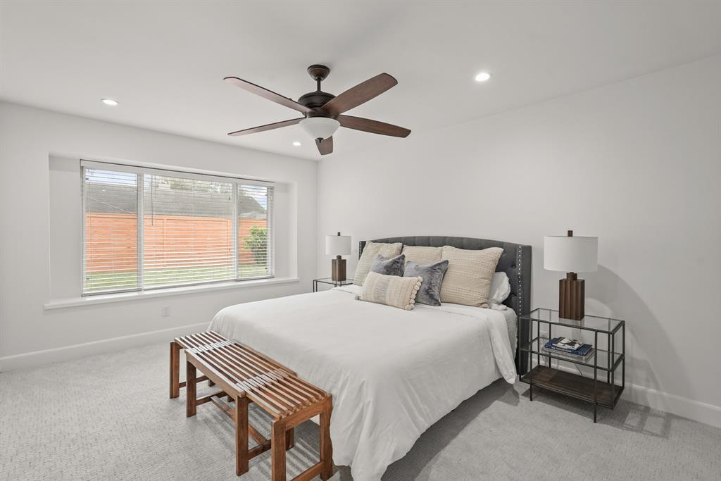 9815 Knoboak Drive, Houston, Texas image 27