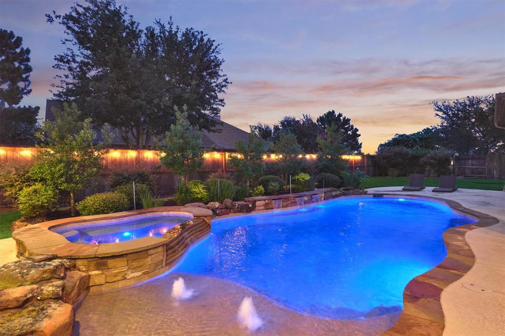 9714 Luna Springs Lane