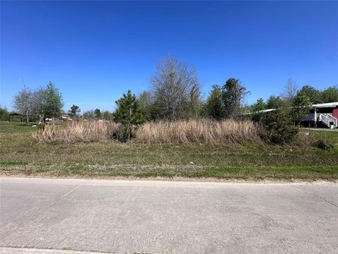 Photo of 2557 County Road 3545, Cleveland, TX 77327 (MLS # 96129443) Photo of 2557 County Road 3545, Cleveland, TX 77327 (MLS # 96129443)
