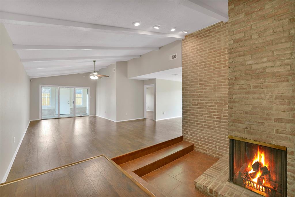 11947 Paramount Lane, Houston, Texas image 4
