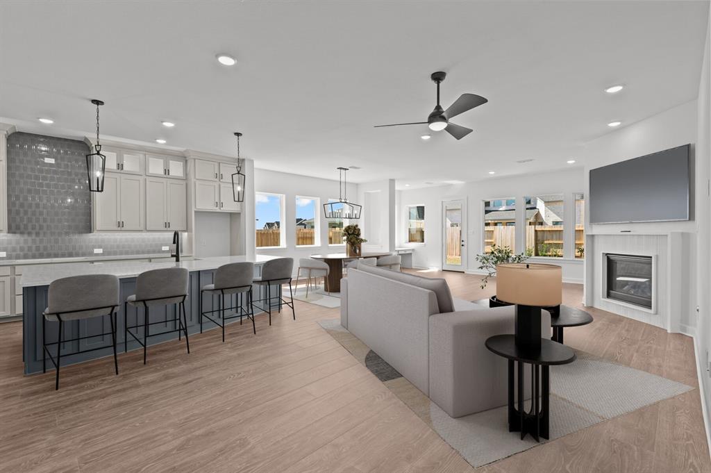 5114 Nesbit Path
