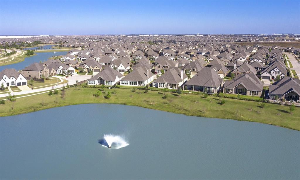2539 Blazing Star Drive, Brookshire, Texas image 27