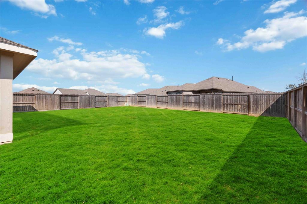 2539 Blazing Star Drive, Brookshire, Texas image 25