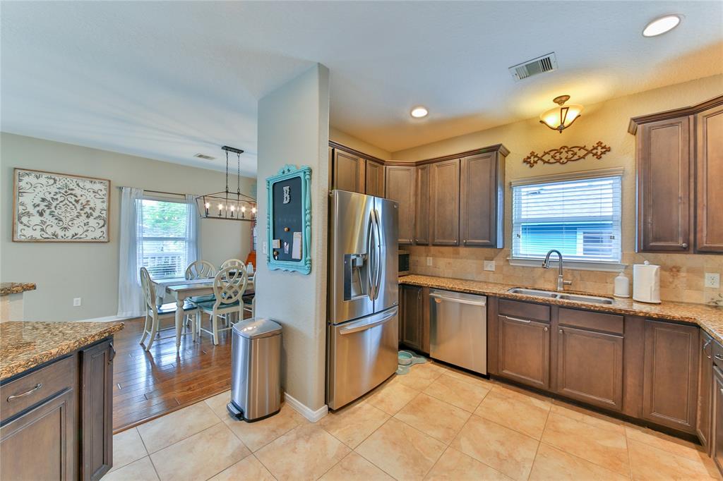 823 Dogwood Road, Clear Lake Shores, Texas image 18
