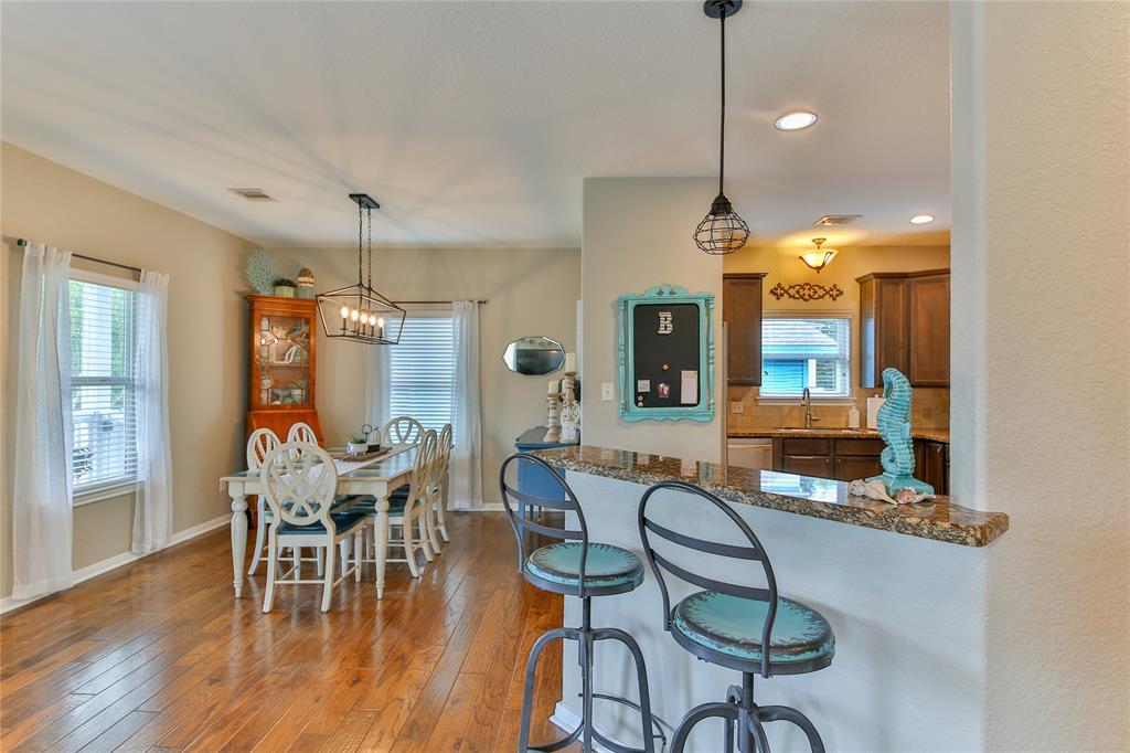 823 Dogwood Road, Clear Lake Shores, Texas image 12