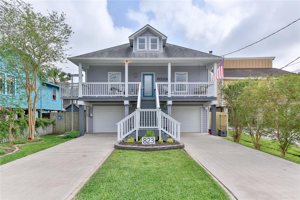 823 Dogwood Road, Clear Lake Shores, Texas image 1