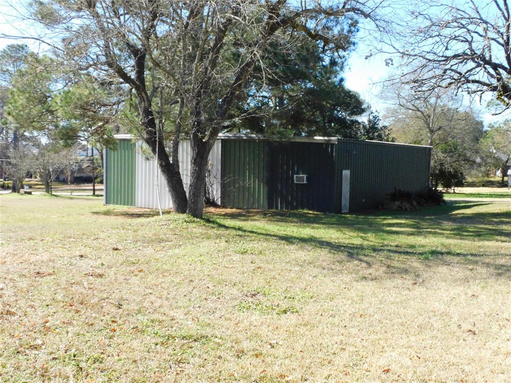 2408 Gun And Rod Road, Brenham, Texas image 13